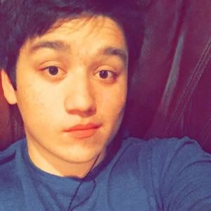 Meet your Posher, Isaias